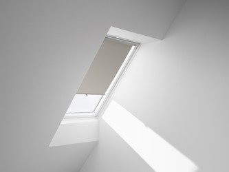 Rolety zaciemniające VELUX RHZ na haczykach